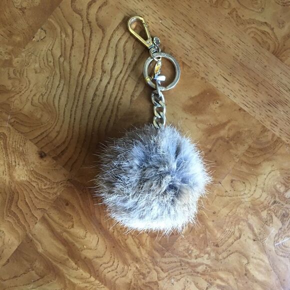 MICHAEL KORS’ Purse or Key Pom Pom Dangle - Picture 1 of 3